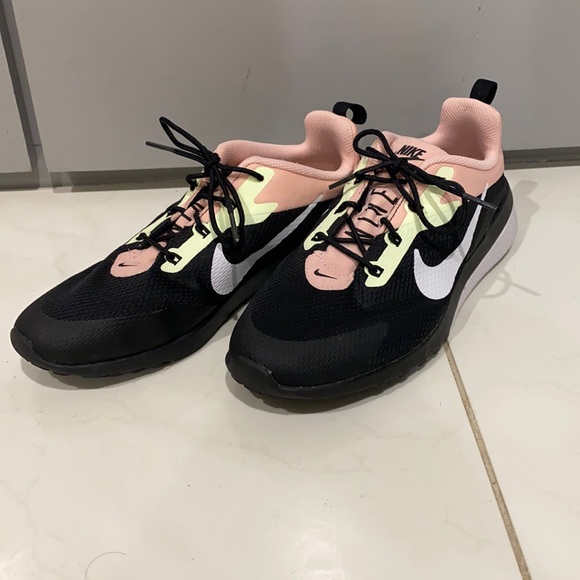 nike ck racer 2 women's
